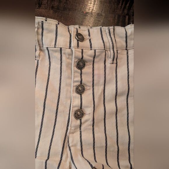 Rewash High Waist Striped Shorts - Cream and Navy - Picture 2 of 7